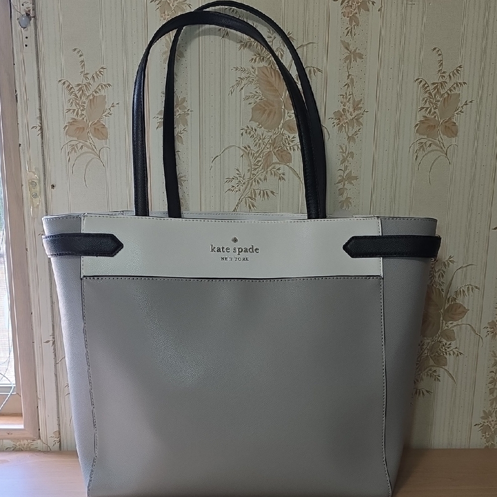 Kate Spade Gray and Black Tote Bag with Structured Design NWOT